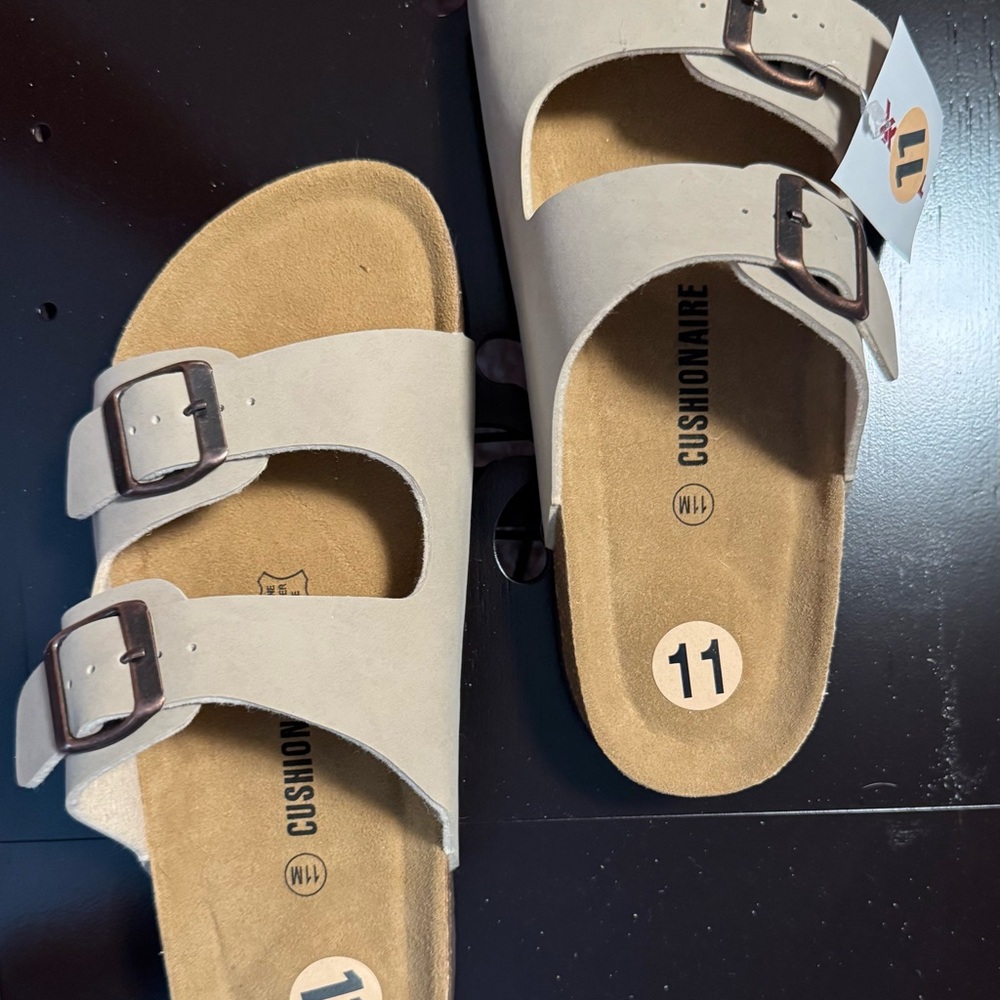 Cushionaire Women's Cream Mules - Picture 3 of 4